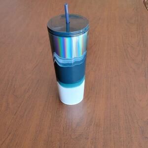 Starbucks 2020 Holiday Silver Dark Green White Wave Tumbler 24oz